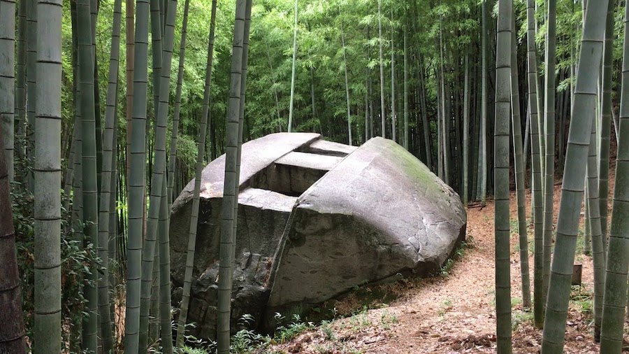 Masuda-No-Iwafume, Japón |:  9 de los destinos más misteriosos de Asia |  CerebroBerry: 
