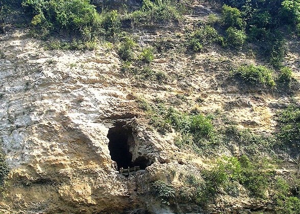 Capilla Cueva del Callao, Filipinas Exterior |:  17 iglesias rupestres increíblemente hermosas en todo el mundo |  bayas de cerebro