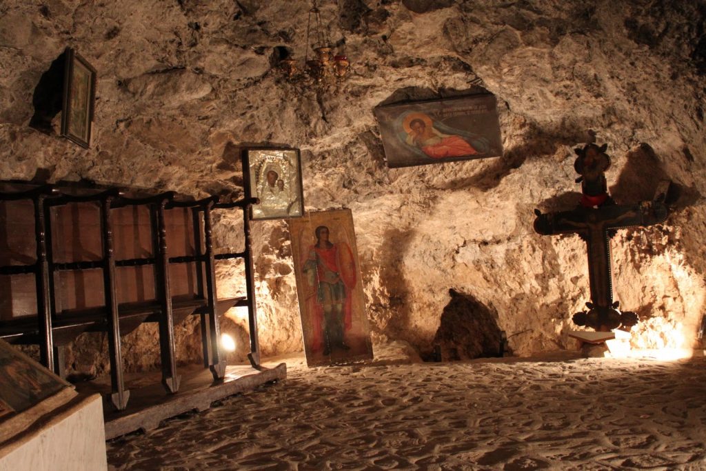 Templo de la Tentación, ciudad cisjordana de Jericó  17 iglesias rupestres increíblemente hermosas en todo el mundo |  bayas de cerebro